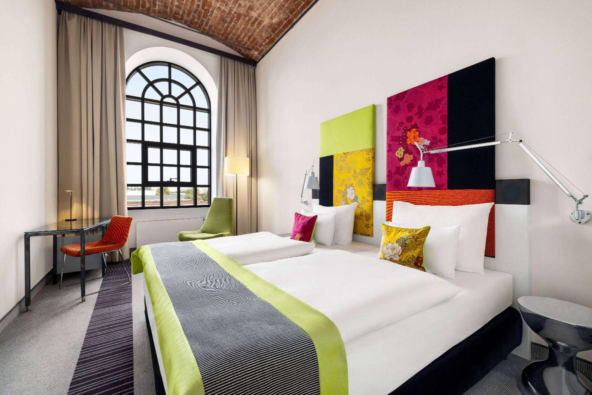 Vienna House By Wyndham Andel'S Lodz Hotel Exterior photo