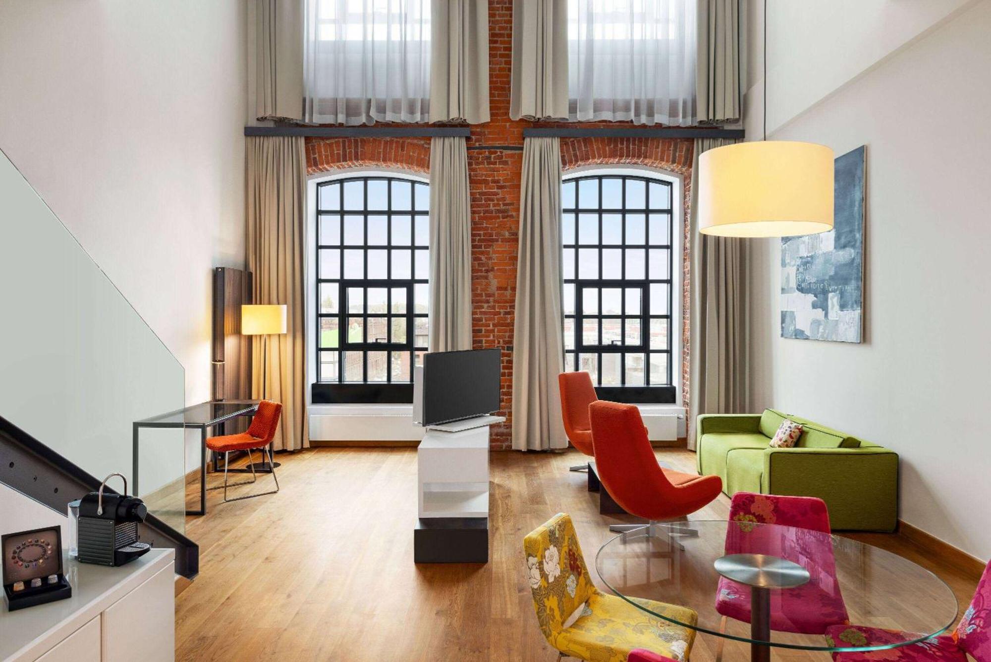 Vienna House By Wyndham Andel'S Lodz Hotel Exterior photo